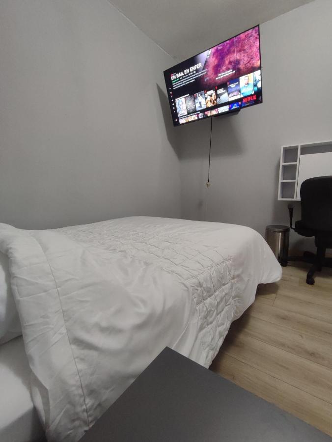 דירות ליל Chambre Prive Dans Une Maison Avec Terrasse Et Jardin Salles De Bain Partagees מראה חיצוני תמונה